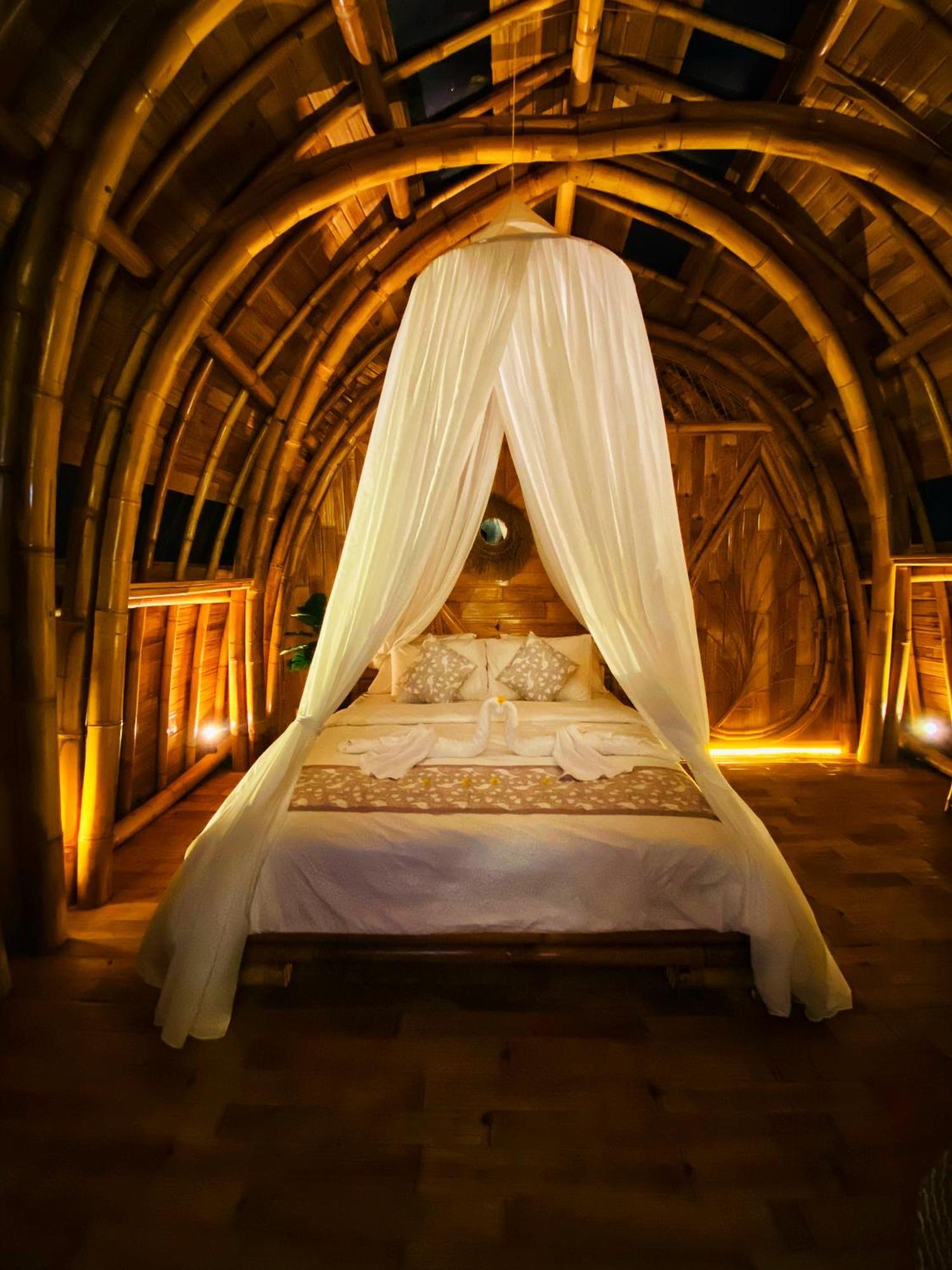 Bamboo House - Ecobreeze Villa Сидемен Екстериор снимка