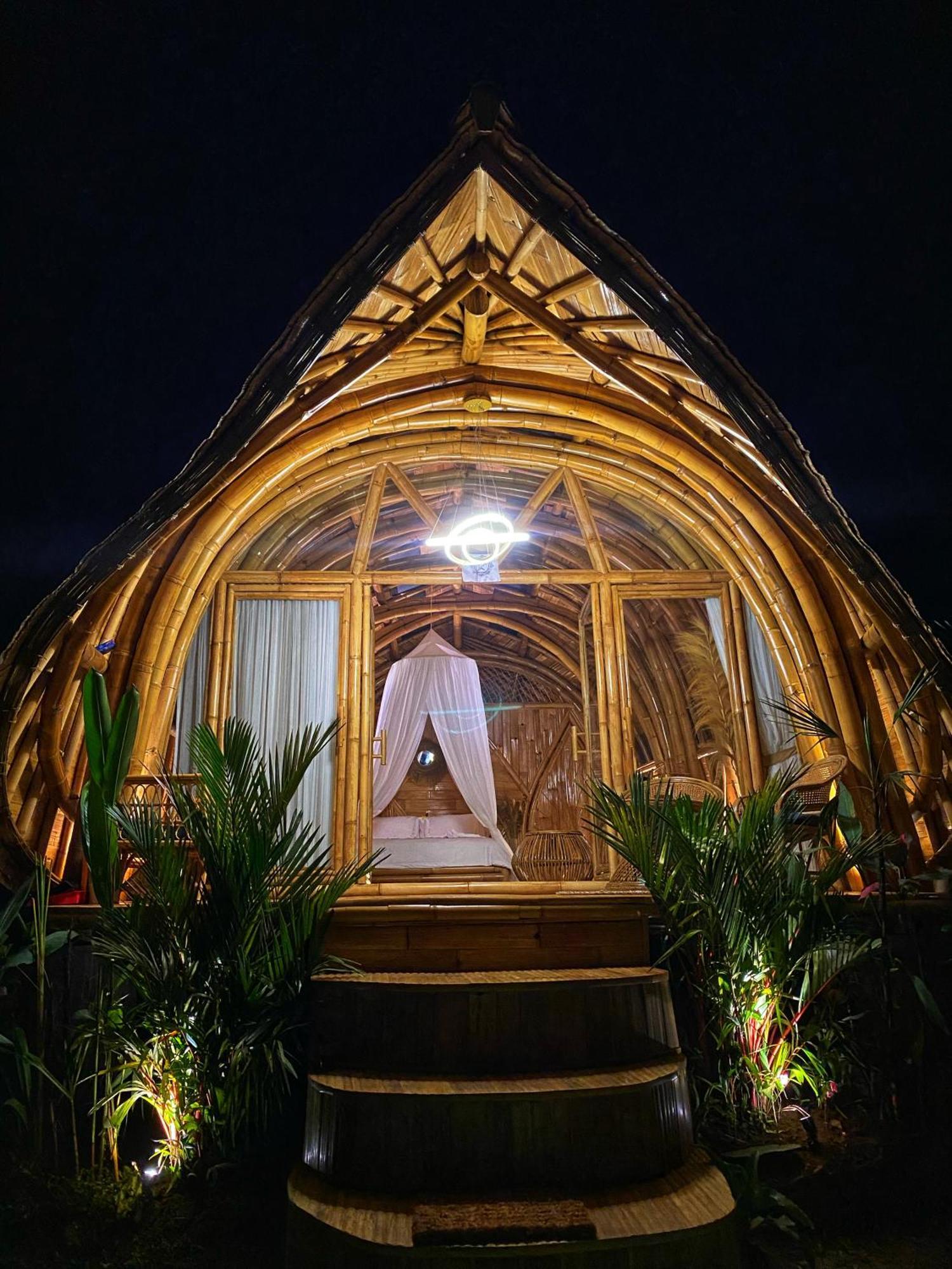 Bamboo House - Ecobreeze Villa Сидемен Екстериор снимка