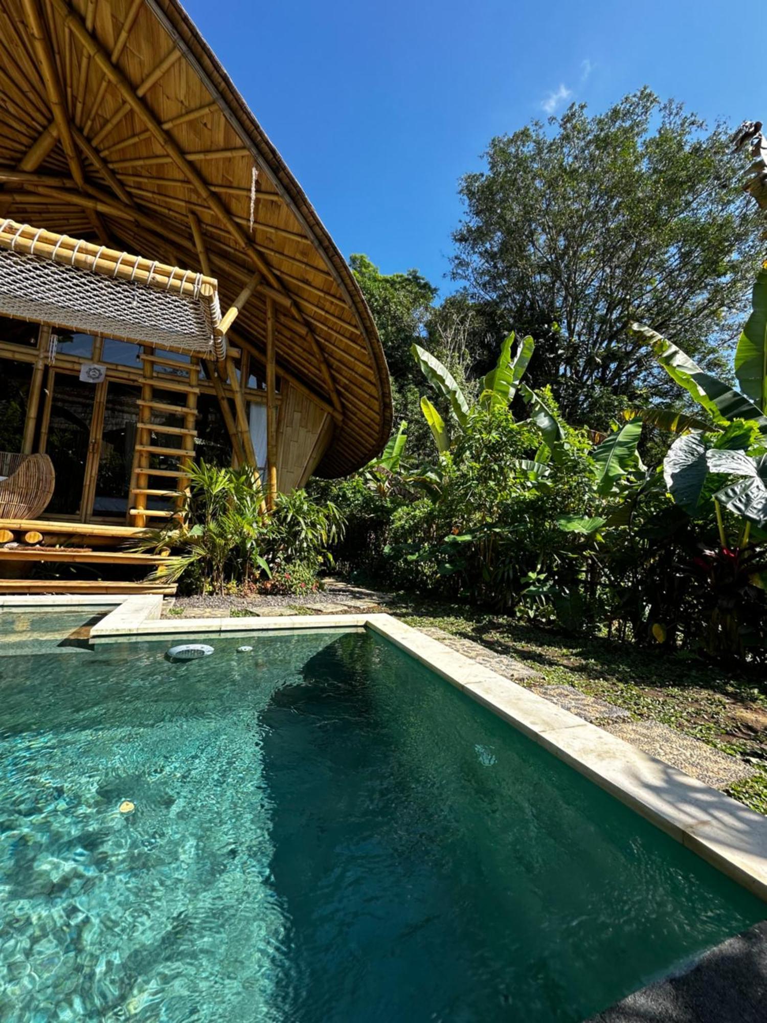 Bamboo House - Ecobreeze Villa Сидемен Екстериор снимка
